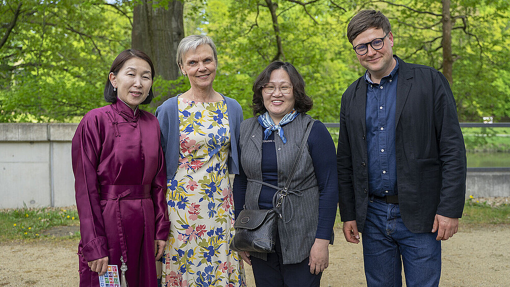 Batsuren Bishbat, Professorin Małgorzata Maćkowiak, Bolormaa Baljir und Daniel Winkler