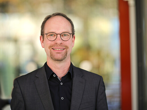 Porträt von Prof Andreas Hoff